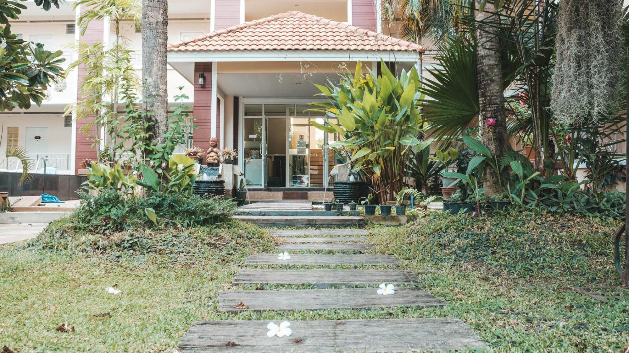 Nattidaplace Hotel Chiangmai Chiang Mai Zewnętrze zdjęcie